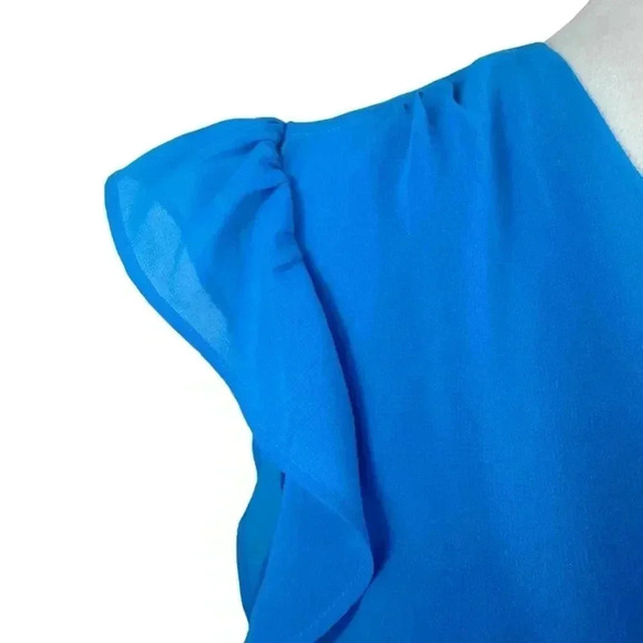 Calvin Klein blue flutter cap sleeve top with gold buttons size medium - Picture 5 of 10